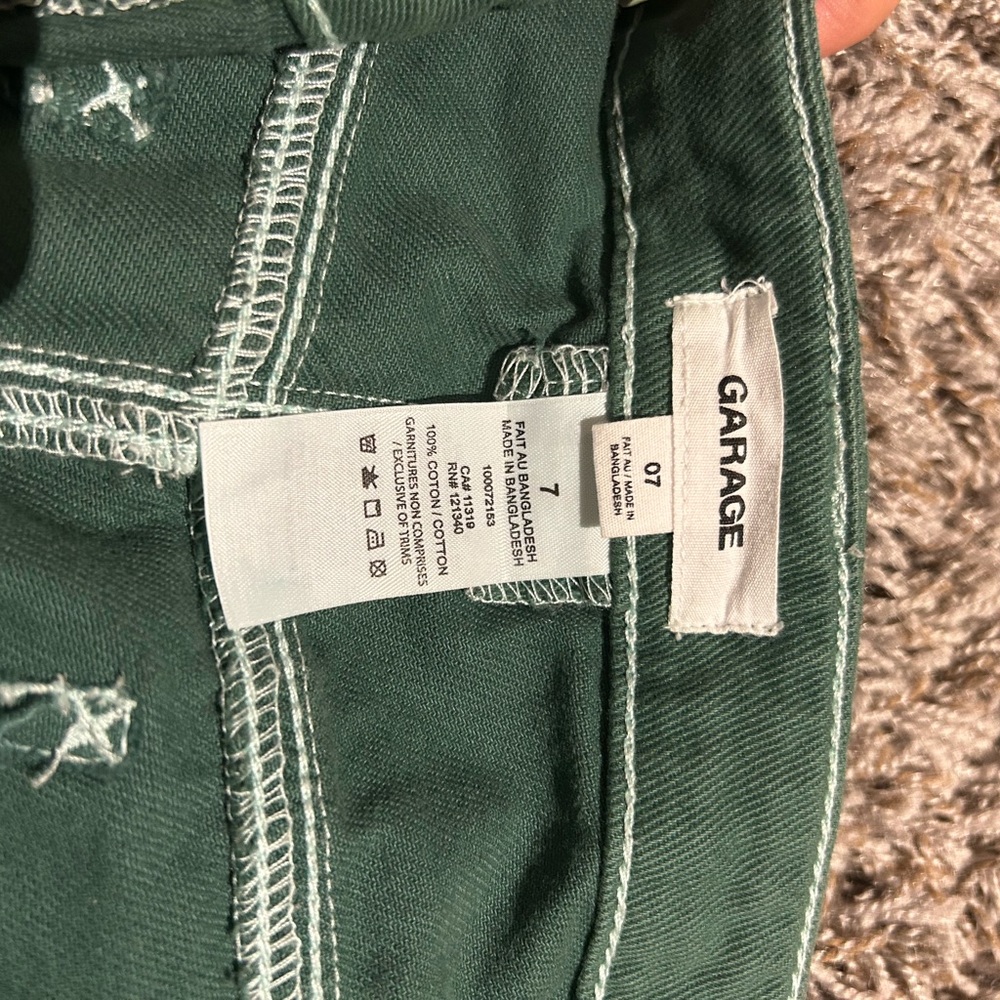 Green garage cargo pants